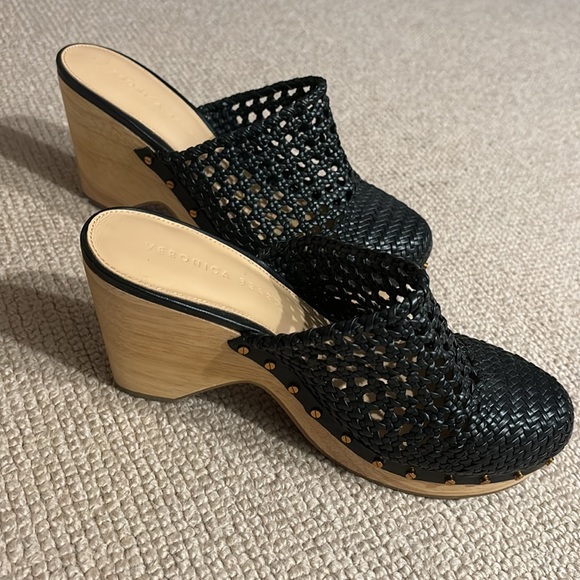 Veronica Beard Hardie Black Woven Leather Mule Clogs SIZE 9 - Picture 3 of 10